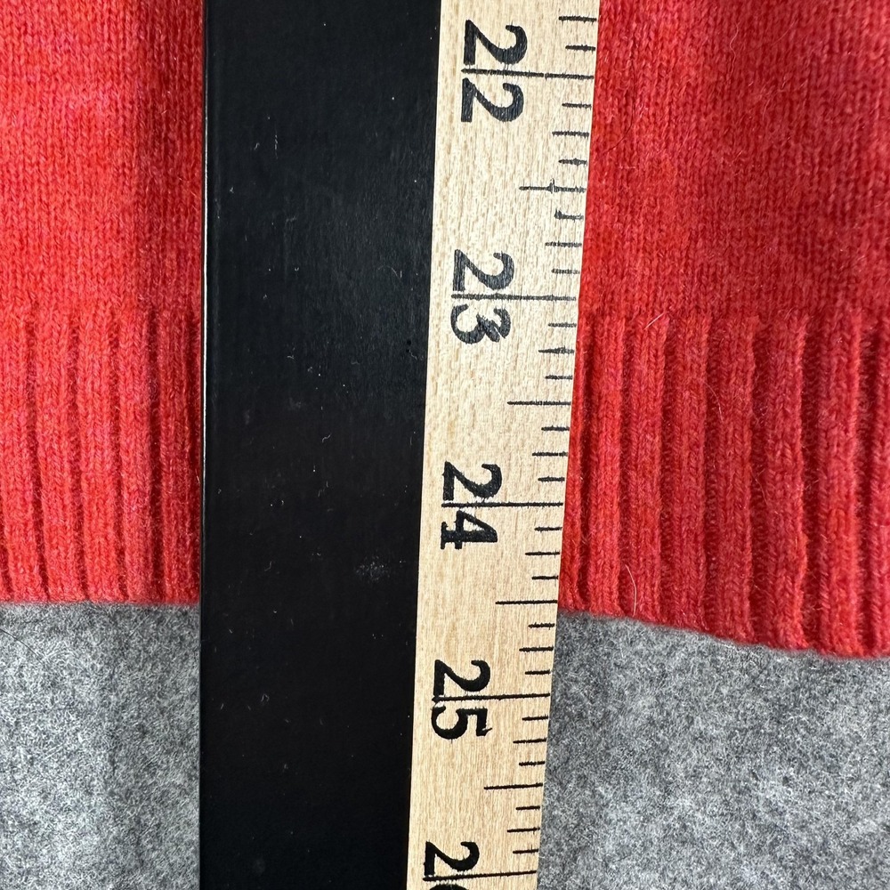L.L.Bean Sweater Womens Medium Red 100% Cashmere Crewneck Pullover Knit - Picture 5 of 13